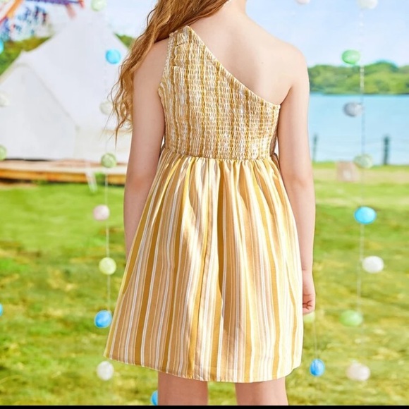 SHEIN Girls Yellow & White Striped Shirred One Shoulder Dress 11-12 Years - Picture 8 of 11